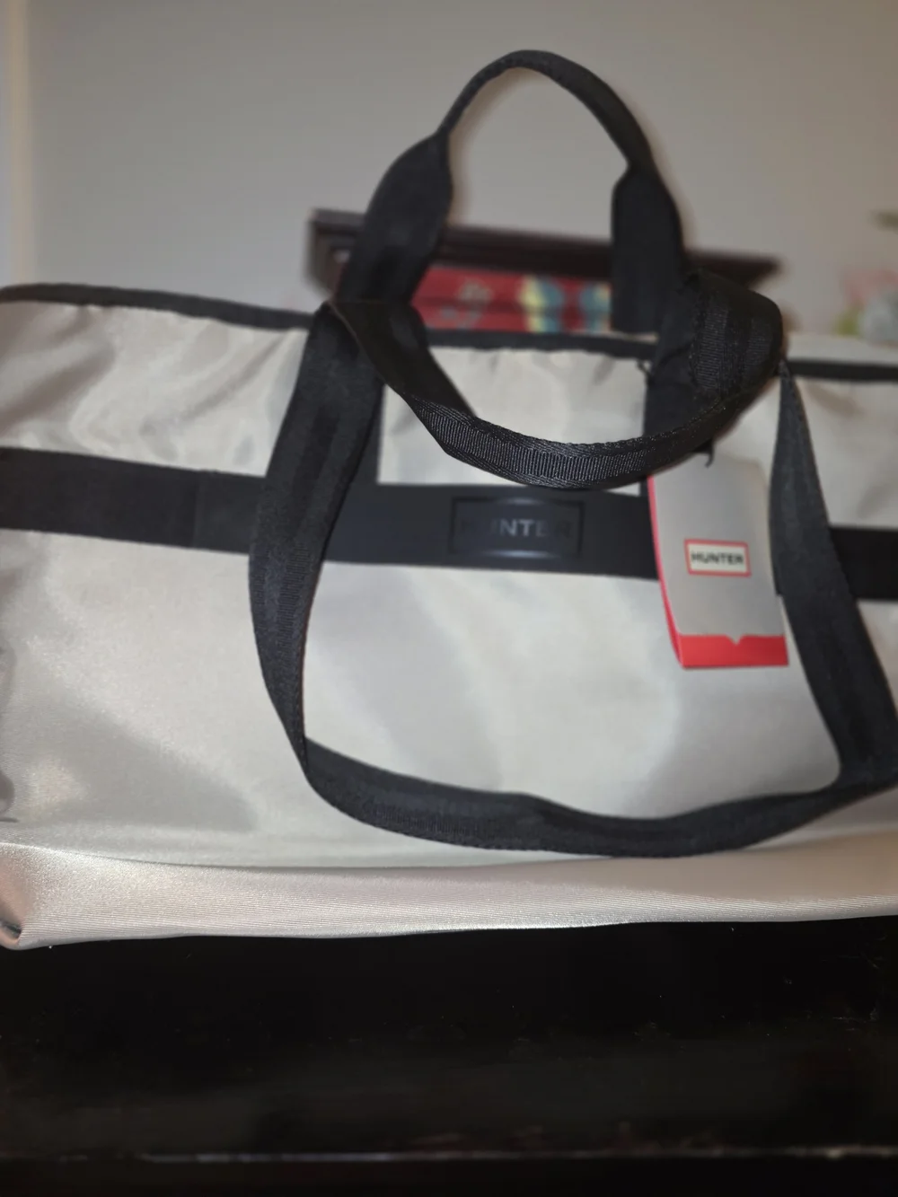 Hunter beige tote